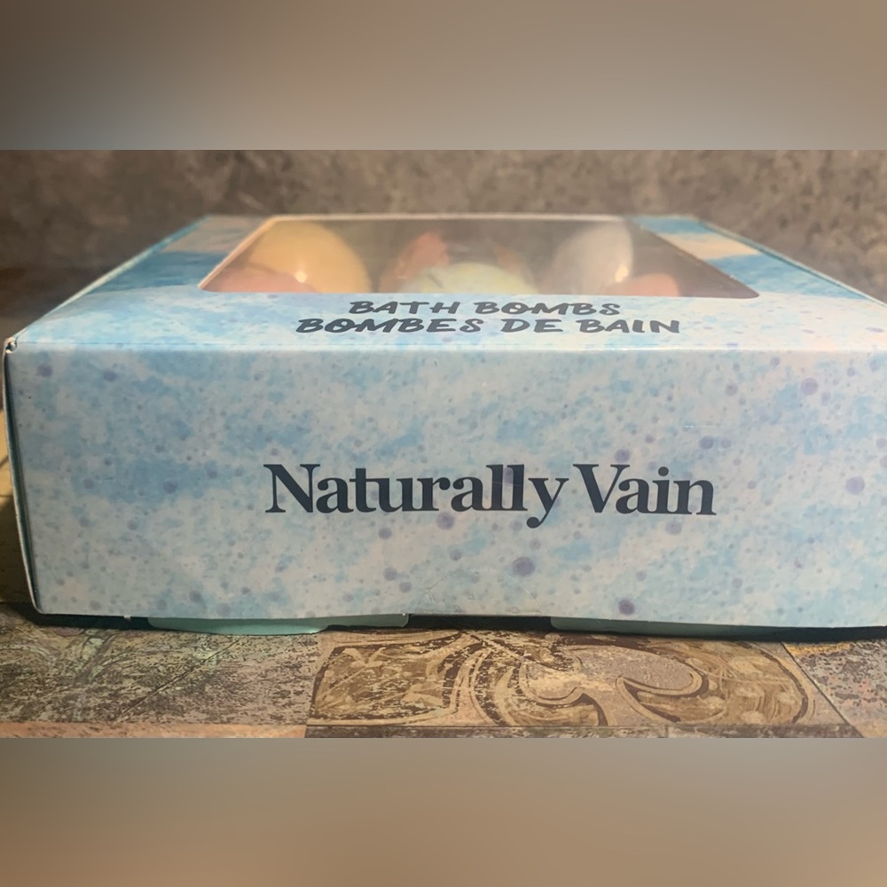 Naturally Vain Bath Bombs - Picture 13 of 15